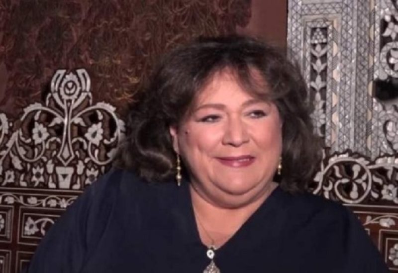 الممثلة السورية إيمان عبد العزيز