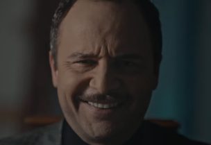 مكسيم خليل في آخر مشهد من مسلسل "ابتسم أيها الجنرال"