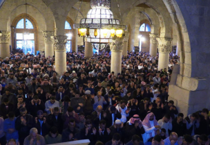خلال خطبة وصلاة العيد في "المسجد الأموي الكبير" في بعلبك