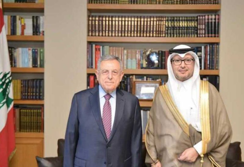السفير السعودي وليد بخاري والرئيس فؤاد السنيورة