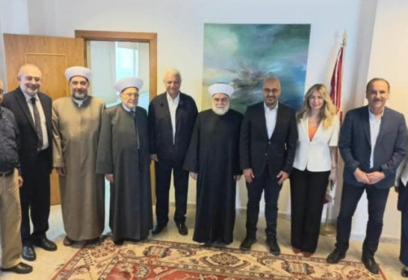 وزير البيئة ناصر ياسين التقى مفتي طرابلس محمد إمام في حضور شخصيات من المدينة