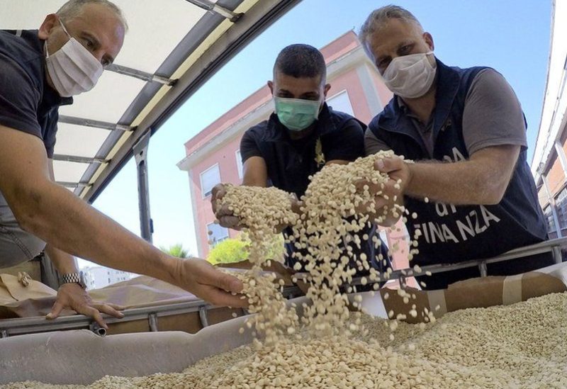 ضبط شحنة من المخدرات قادمة من سوريا إلى إيطاليا