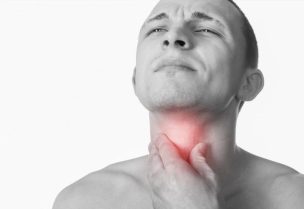 التهاب الحنجرة هو السبب الأكثر شيوعًا لبحّة أو فقدان الصوت