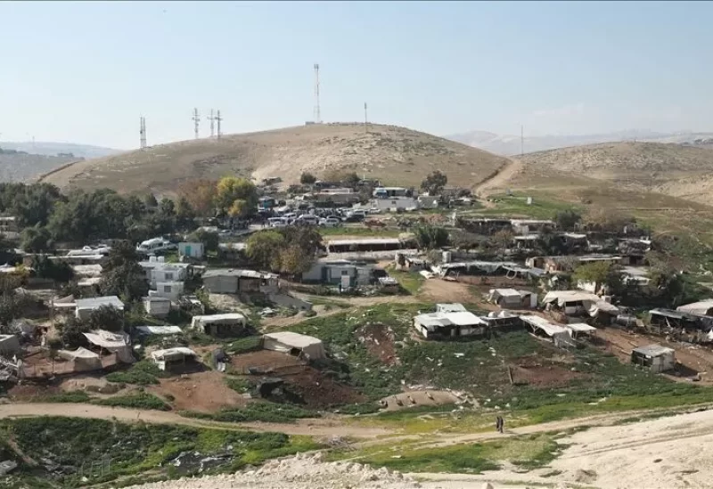 قرية الخان الأحمر