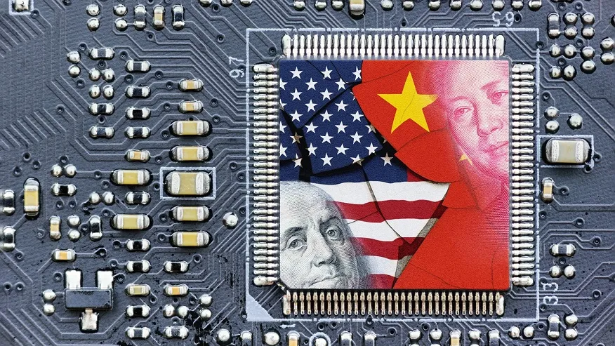 صراع أمريكي صيني على صناعة الرقائق
