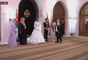 اثناء الاستقبالات لمأدبة العشاء الخاصة بزفاف ولي العهد الحسين بن عبدالله الثاني