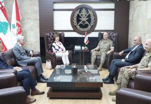 العماد عون استقبل المنسقة الخاصة للأمم المتحدة في لبنان