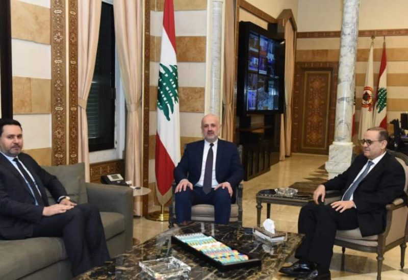 الوزير مولوي والقائم بأعمال سفارة دولة الكويت لدى لبنان