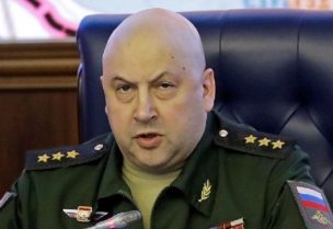 الجنرال سيرغي سوروفيكين نائب قائد العمليات العسكرية الروسية