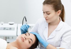 مركز تجميل