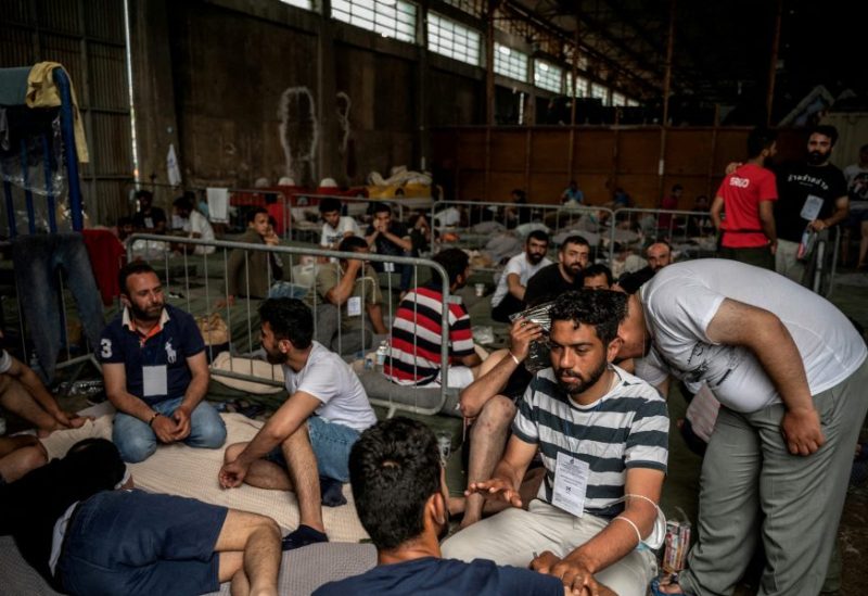 تحقيق في دور فرونتكس بعد غرق مئات المهاجرين قبالة اليونان (رويترز)