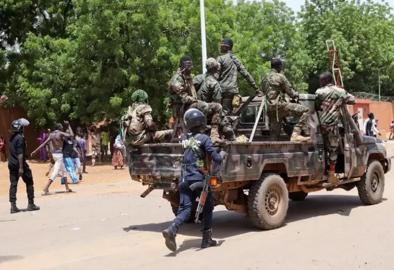 قوات من جيش النيجر - رويترز