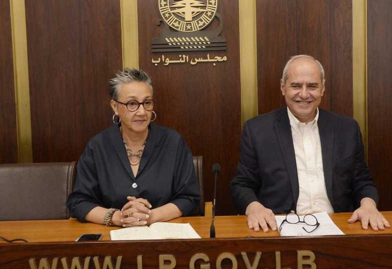 ملحم خلف ونجاة صليبا