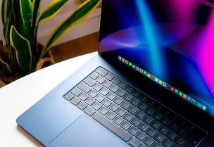 حاسوب MacBook Air M2
