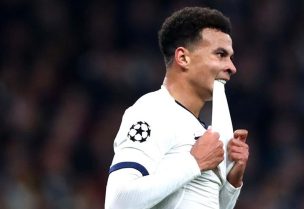 ديلي آلي لاعب وسط إيفرتون