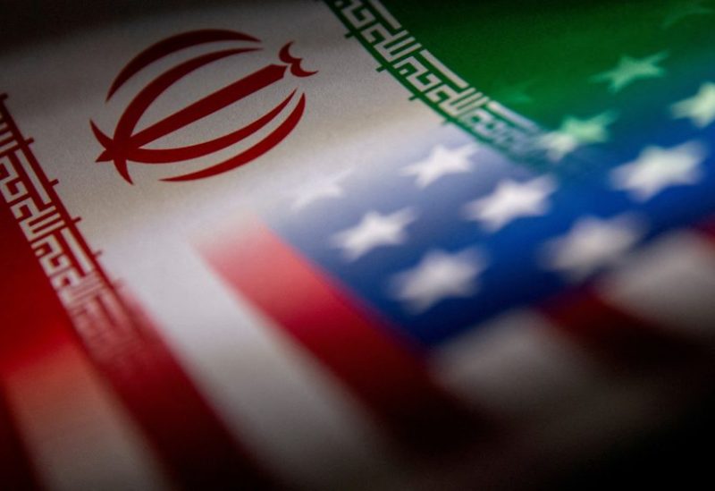 علم أميركا وإيران (رويترز)