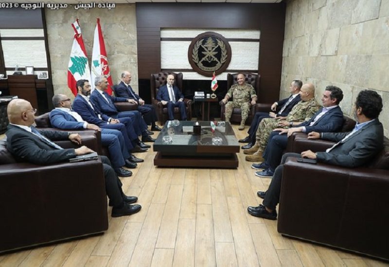 قائد الجيش