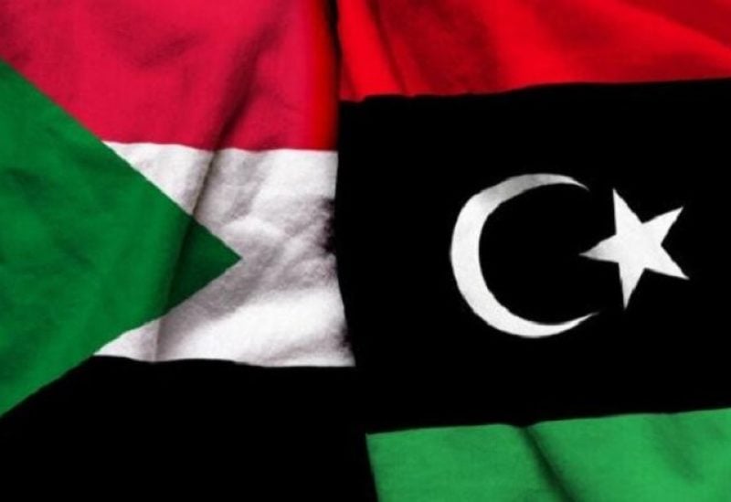 علم فلسطين وعلم ليبيا