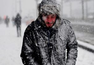 بعض الأشخاص يصابون بالاكتئاب الموسمي عند حلول الشتاء