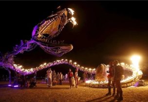 مهرجان "الرجل المحترق"