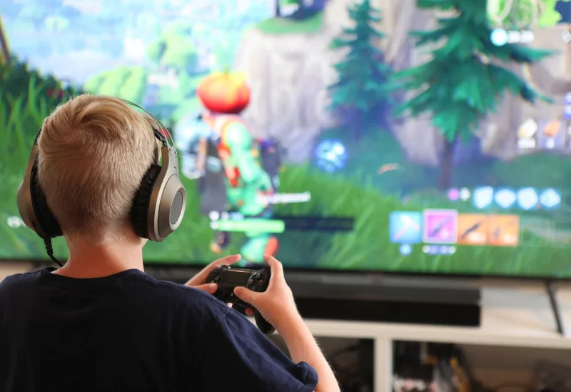 مخاطر جسيمة للألعاب الإلكترونية على الأطفال