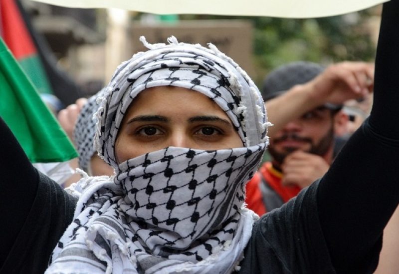 متظاهرون مناصرون للفلسطينيين