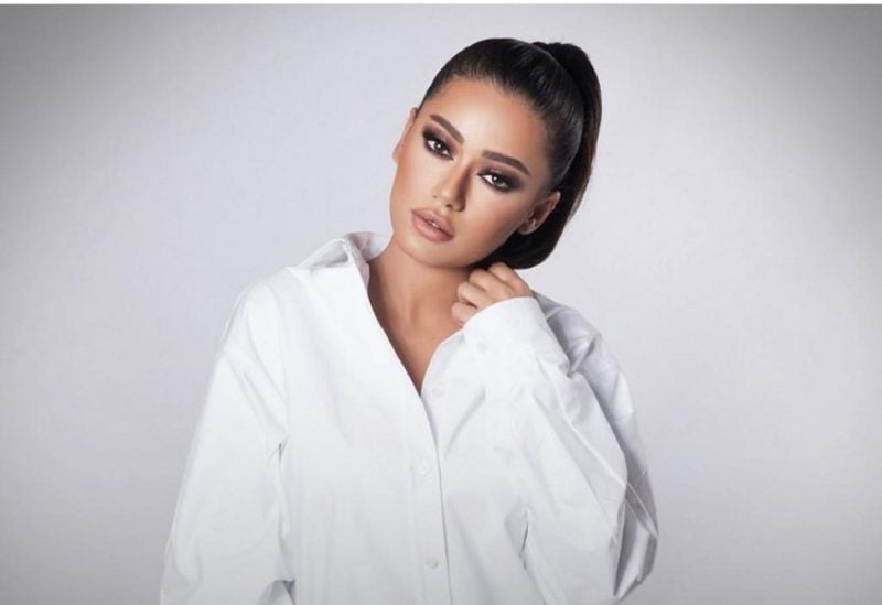 الفنانة العرافية رحمة رياض