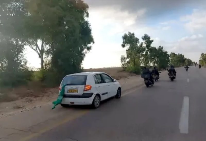 مقاتلو كتائب القسام يعودون بسلام لغزة بعد السيطرة على قاعدة "رعيم"