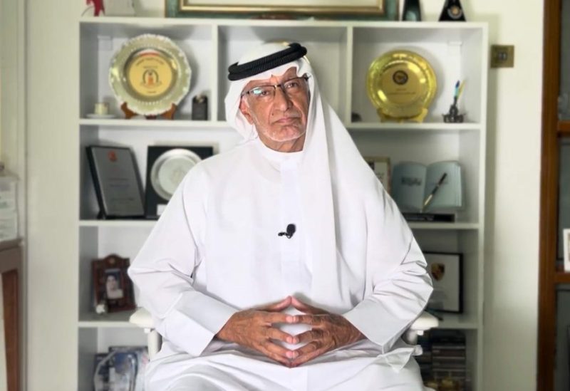 الكاتب والأكاديمي الإماراتي عبد الخالق عبد الله