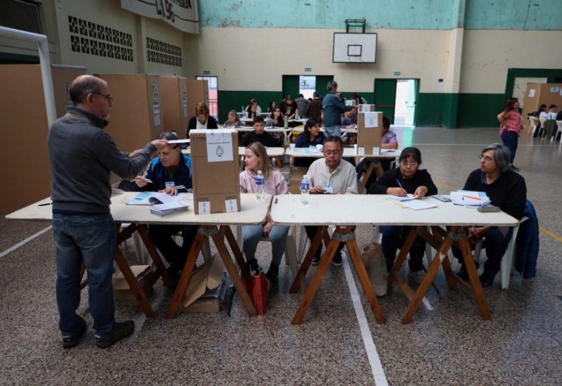 انتخابات رئاسيّة في الأرجنتين (رويترز)
