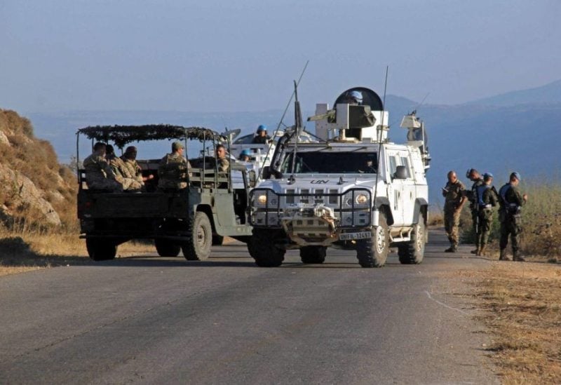 دورية للجيش اللبناني وقوات اليونيفيل عند الحدود الللبنانية الجنوبية (أ ف ب)