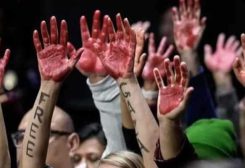 محتجّون يقاطعون كلمة بلينكن ويُطالبون بوقف النار في غزة