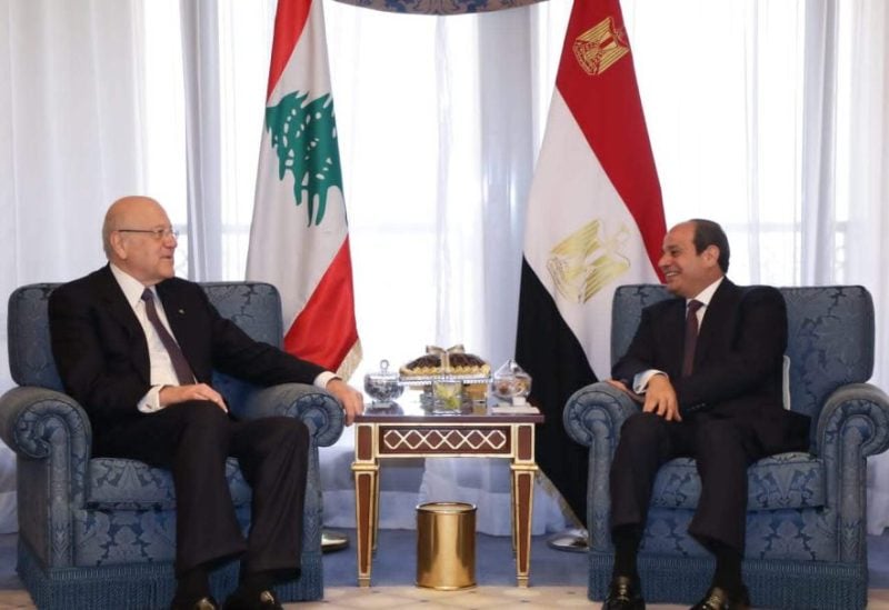 الرئيس المصري عبد الفتاح السيسي ورئيس الحكومة نجيب ميقاتي