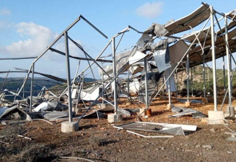 القصف الإسرائيلي المعادي استهدف مشروع الطاقة الشمسية في طيرحرفا