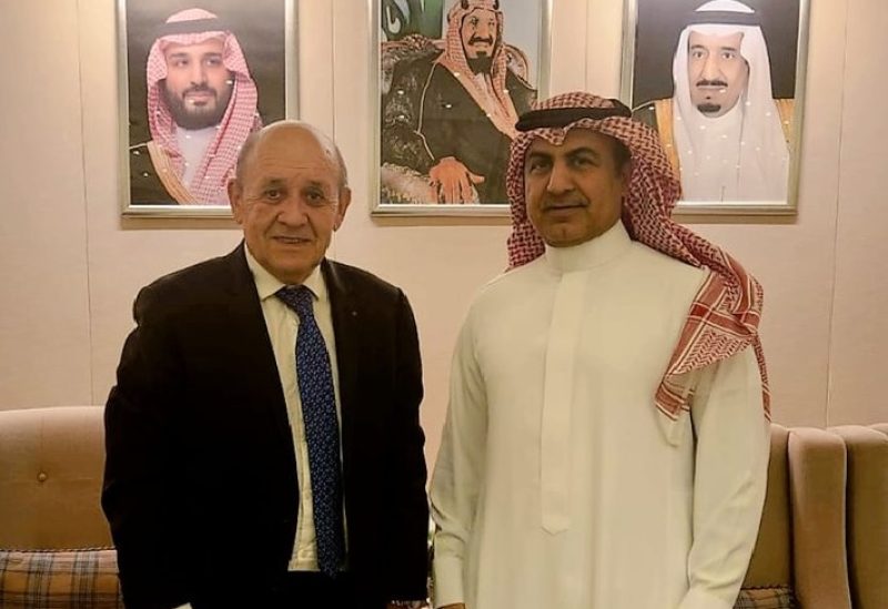 المبعوث الفرنسي جان إيف لو دريان والمستشار في الديوان الملكي السعودي نزار العلولا