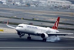 طائرة تابعة للخطوط الجوية التركية من طراز إيرباص A321neo تهبط في مطار إسطنبول