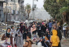 يهاجر الفلسطينيون من الأجزاء الوسطى والشمالية من غزة إلى الأجزاء الجنوبية من غزة