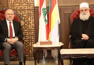 الشيخ سامي أبي المنى ووزير الصحة فراس الأبيض