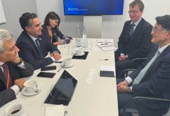 الوزير علي حمية مع مع وفد من البنك الأوروبي لإعادة الإعمار والتنمية