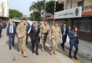 جولة لقائد الجيش العماد جوزاف عون ووزير الجيوش الفرنسية في الطبابة العسكرية