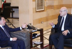 الرئيس نجيب ميقاتي ووزير الخارجية الإسباني مانويل ألباريس بوينو