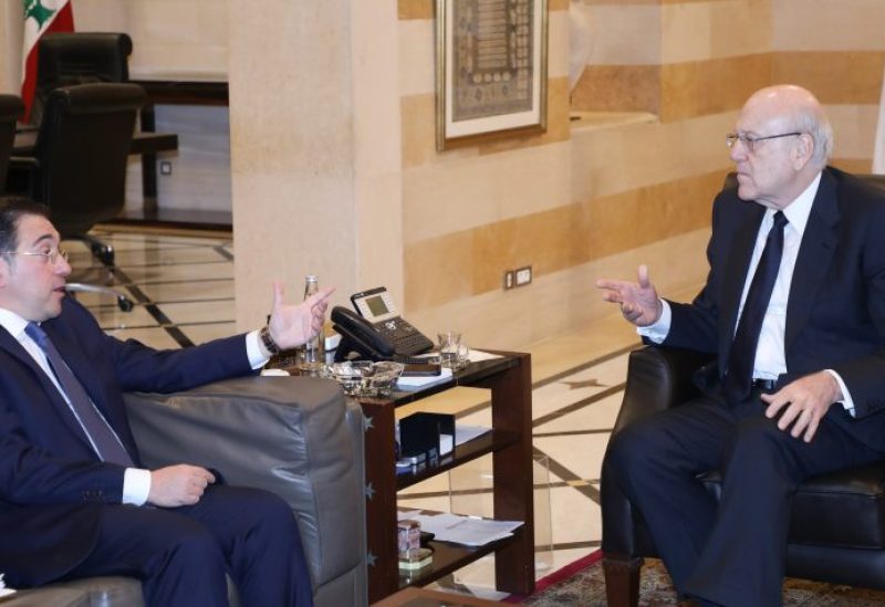 الرئيس نجيب ميقاتي ووزير الخارجية الإسباني مانويل ألباريس بوينو
