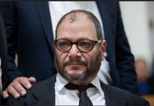عضو الكنيست الإسرائيلي عن حزب الجبهة الديمقراطية للسلام والمساواة عوفر كاسيف