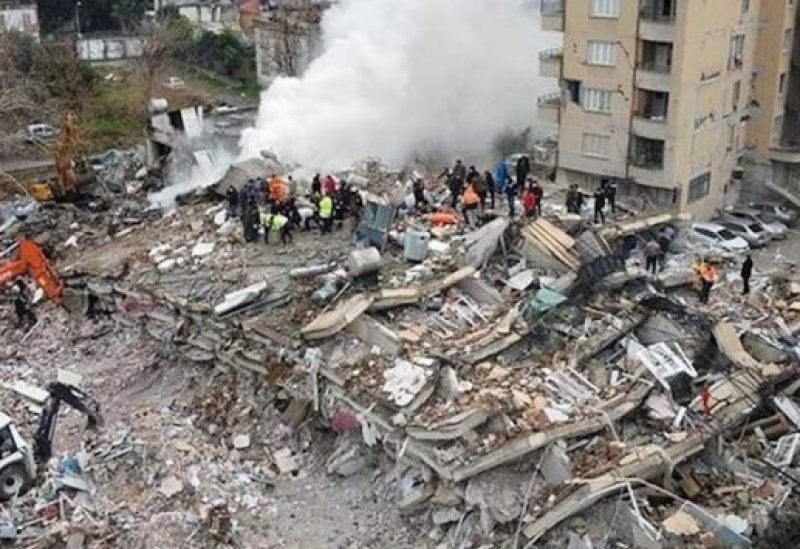 أنقاض أبنية في تركيا خلفها زلزال شباط 2023
