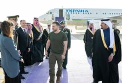 الرئيس الأوكراني فولوديمير زيلينسكي يصل الرياض