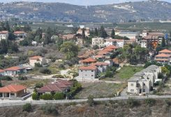 القرى الحدودية مع لبنان