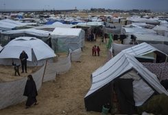 مخيمات الفلسطينيين