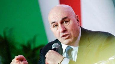 وزير الدفاع الإيطالي