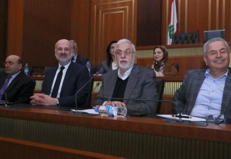 لجنة الدفاع الوطني والداخلية والبلديات