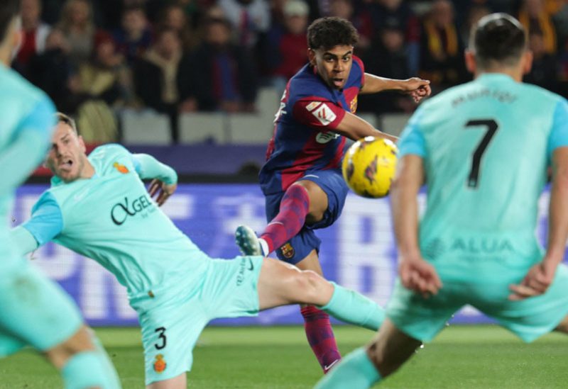 "الأمين جمال" لاعب برشلونة